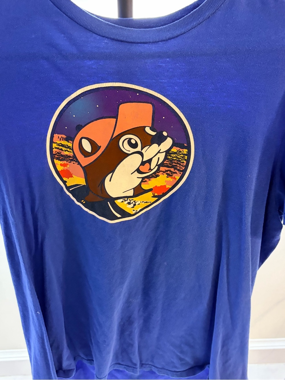 Buccees Blue Graphic Men's T-Shirt with Retro Character